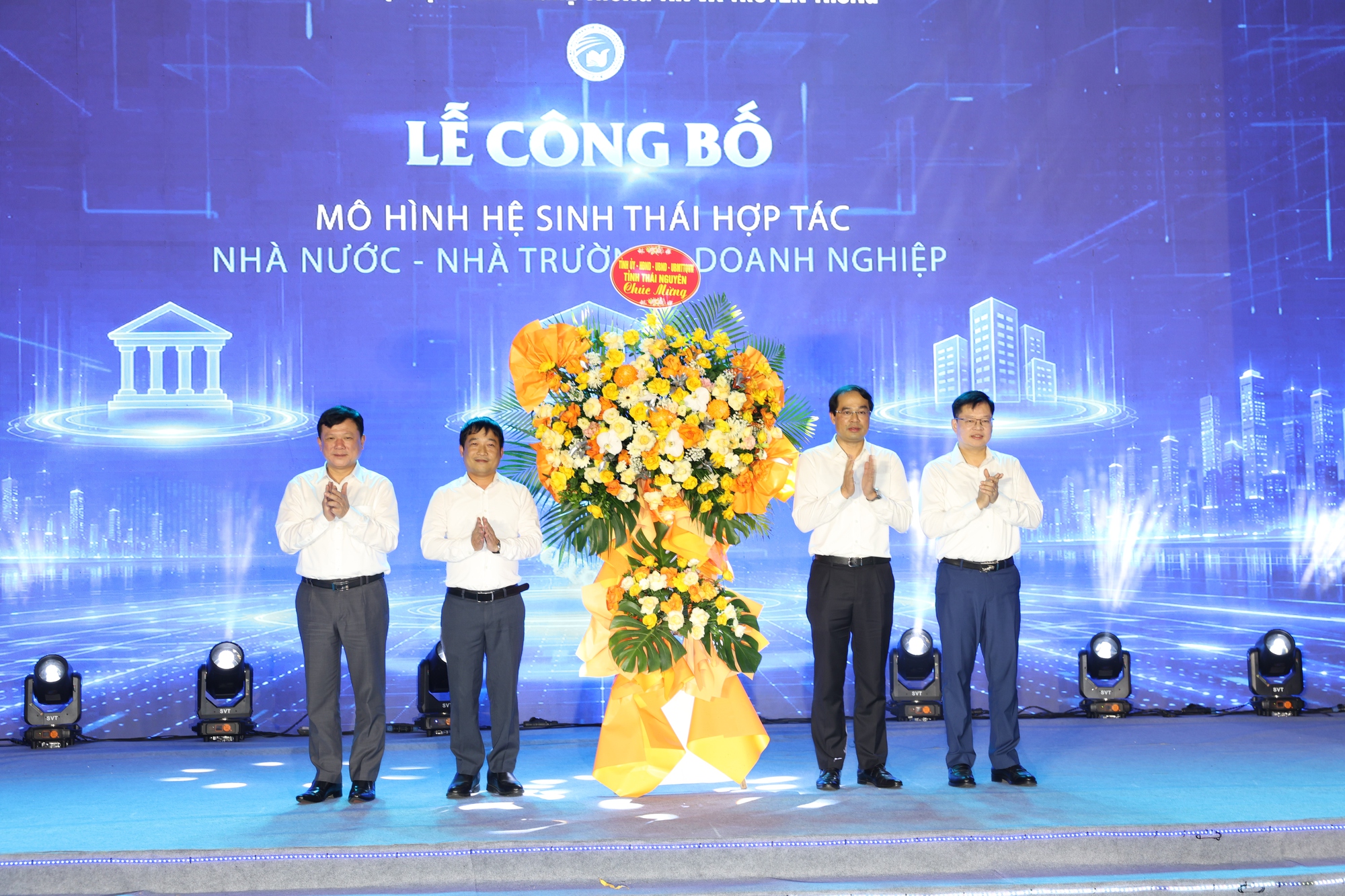 Đại học vùng hợp tác doanh nghiệp, tạo 'vườn ươm' công nghệ- Ảnh 2.