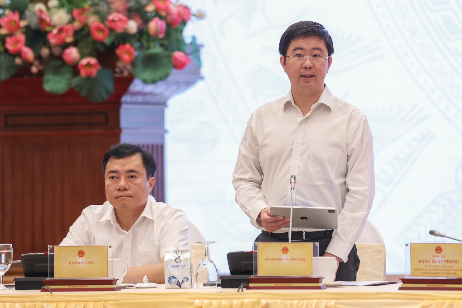 Họp báo Chính phủ thường kỳ tháng 6: Tìm kiếm hài cốt liệt sĩ, đấu tranh chống lừa đảo 'hợp đồng kỳ nghỉ' được quan tâm- Ảnh 4.