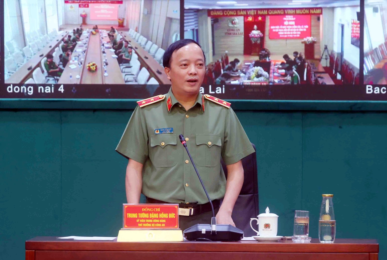 Bộ Công an triển khai đồng bộ công tác phòng, chống bão lũ, chủ động ứng phó với Bão số 1- Ảnh 3.