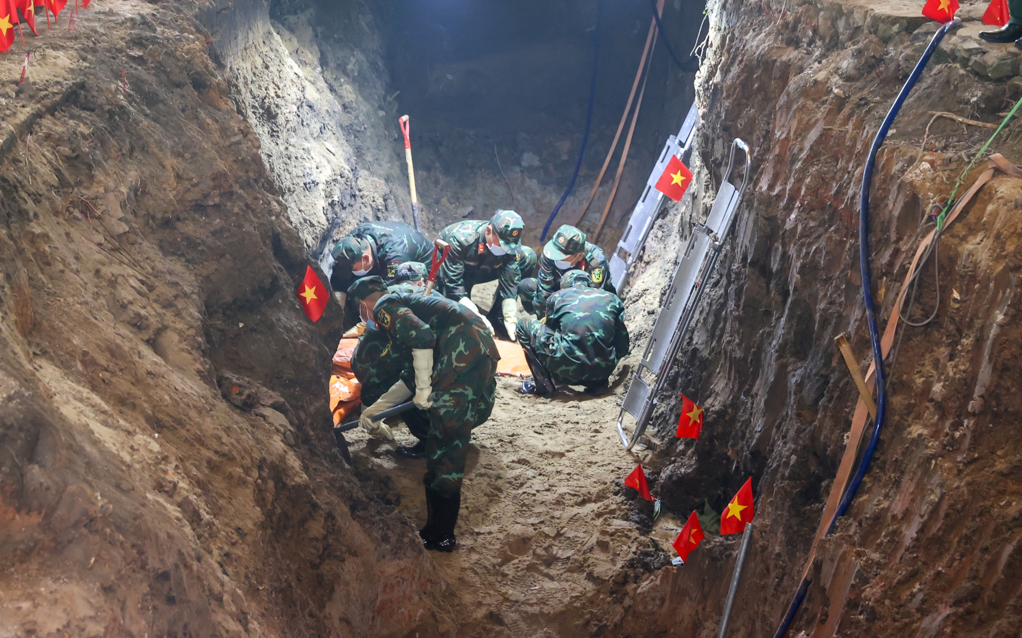 Tìm thấy thêm hài cốt liệt sĩ tại Công viên Lê Thị Riêng, bước đầu xác định danh tính liệt sĩ Huỳnh Văn Quên