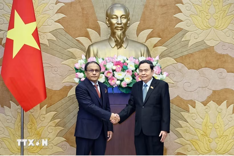 Chủ tịch Quốc hội Trần Thanh Mẫn tiếp Đoàn đại biểu cơ quan Tổng Chưởng lý Malaysia- Ảnh 1.