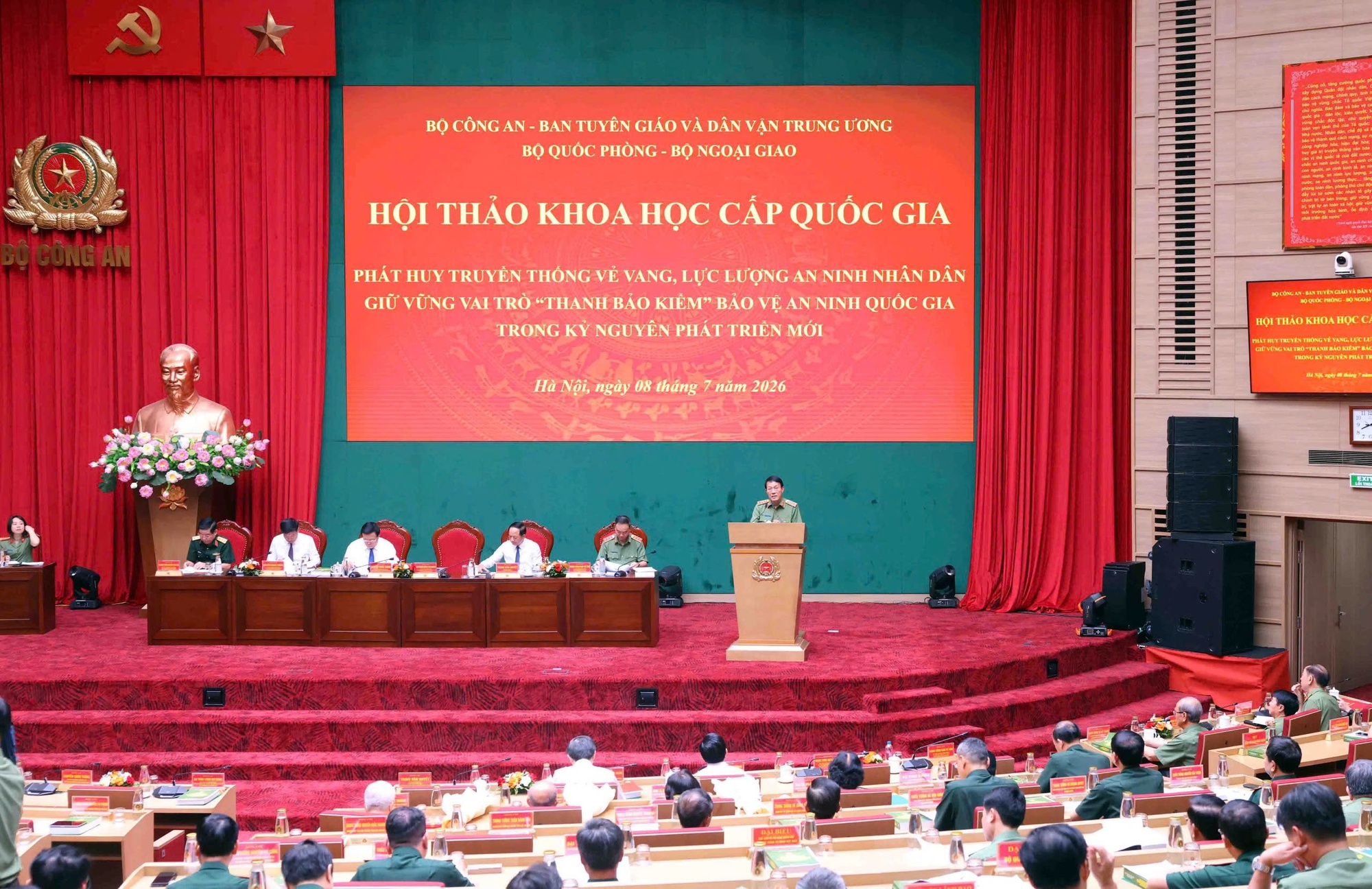 80 năm lực lượng an ninh nhân dân: Giữ vững vai trò 'thanh bảo kiếm' bảo vệ an ninh quốc gia- Ảnh 2.