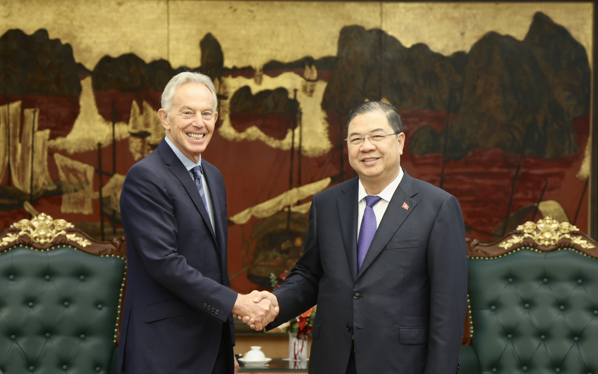 Phó Thủ tướng Thường trực Phạm Gia Túc tiếp cựu Thủ tướng Vương quốc Anh Tony Blair