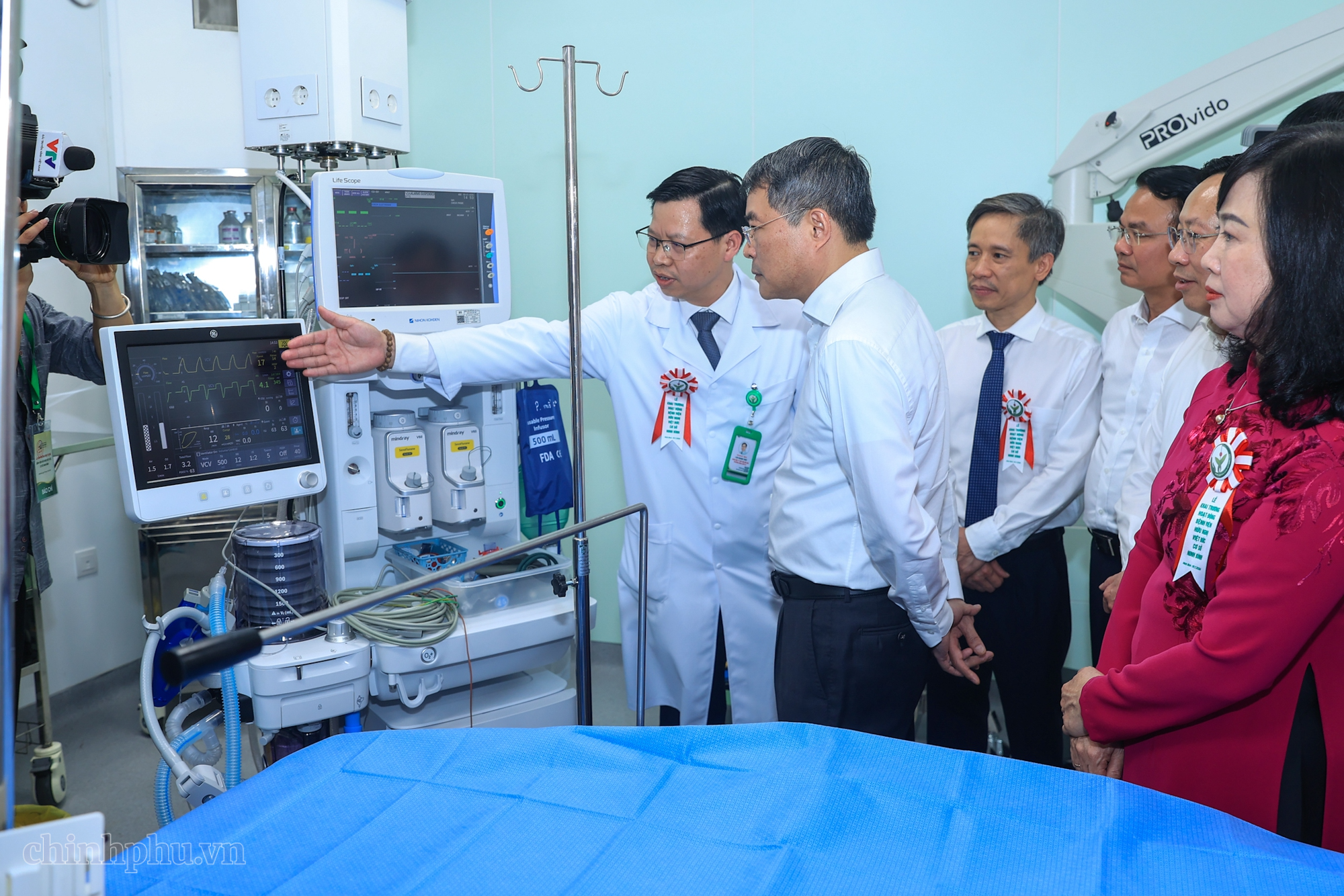 Thủ tướng Lê Minh Hưng: Xây dựng những bệnh viện hiện đại và hình thành hệ sinh thái y tế phát triển đồng bộ- Ảnh 8.