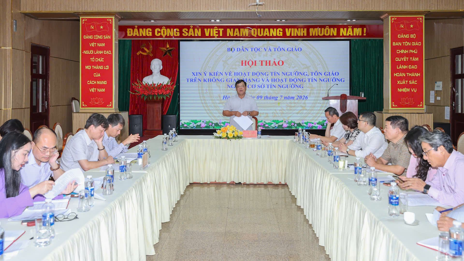 Nghị định phải đủ cụ thể để Luật Tín ngưỡng, tôn giáo đi vào cuộc sống- Ảnh 1.