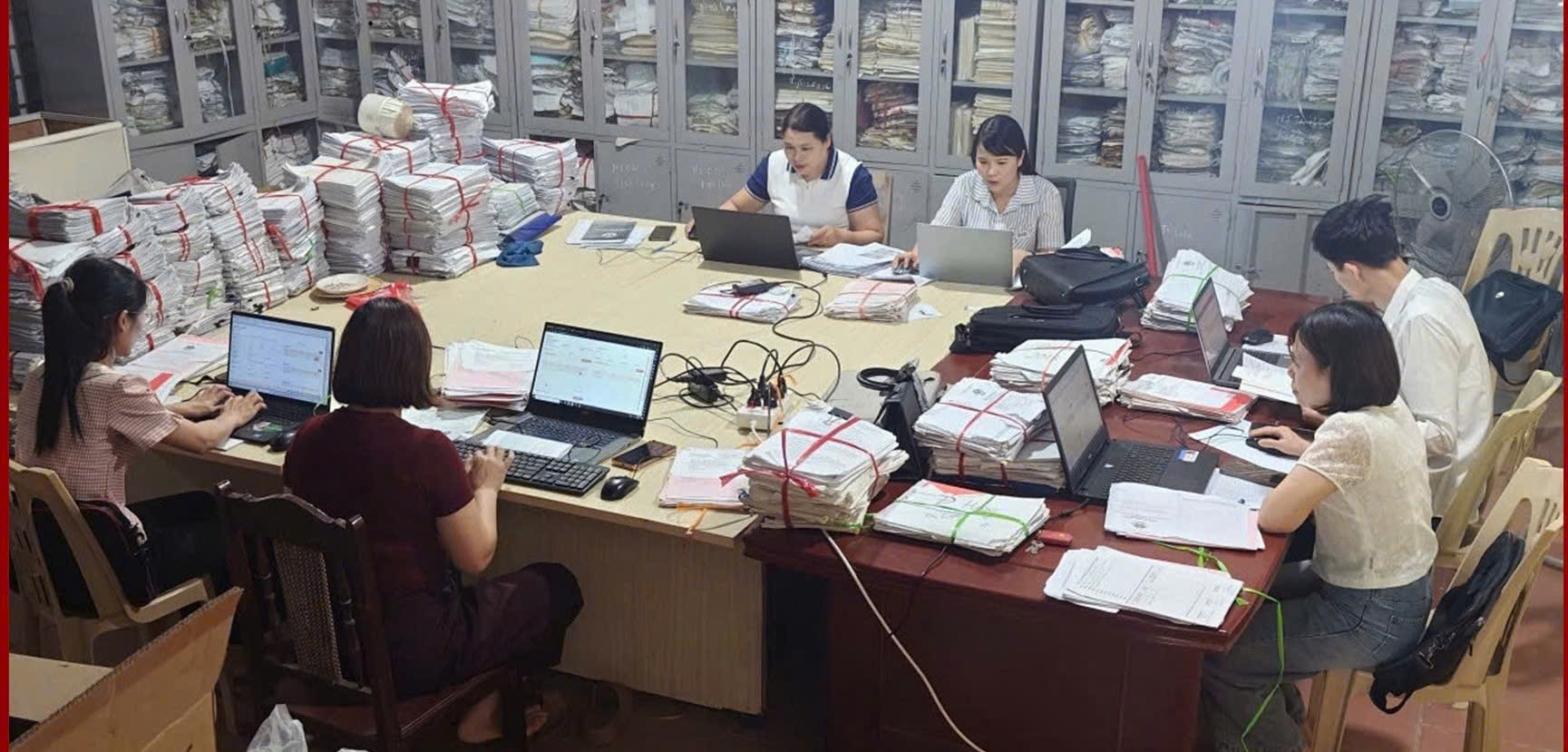 Tích hợp 'sổ đỏ' trên VNeID: Bước chuyển từ 'có dữ liệu' sang 'dùng dữ liệu'- Ảnh 1.
