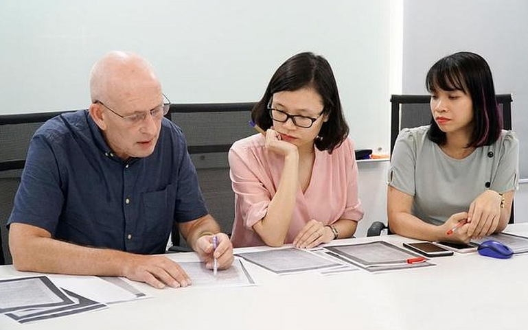 Lao động nước ngoài thử việc vẫn phải có giấy phép lao động
