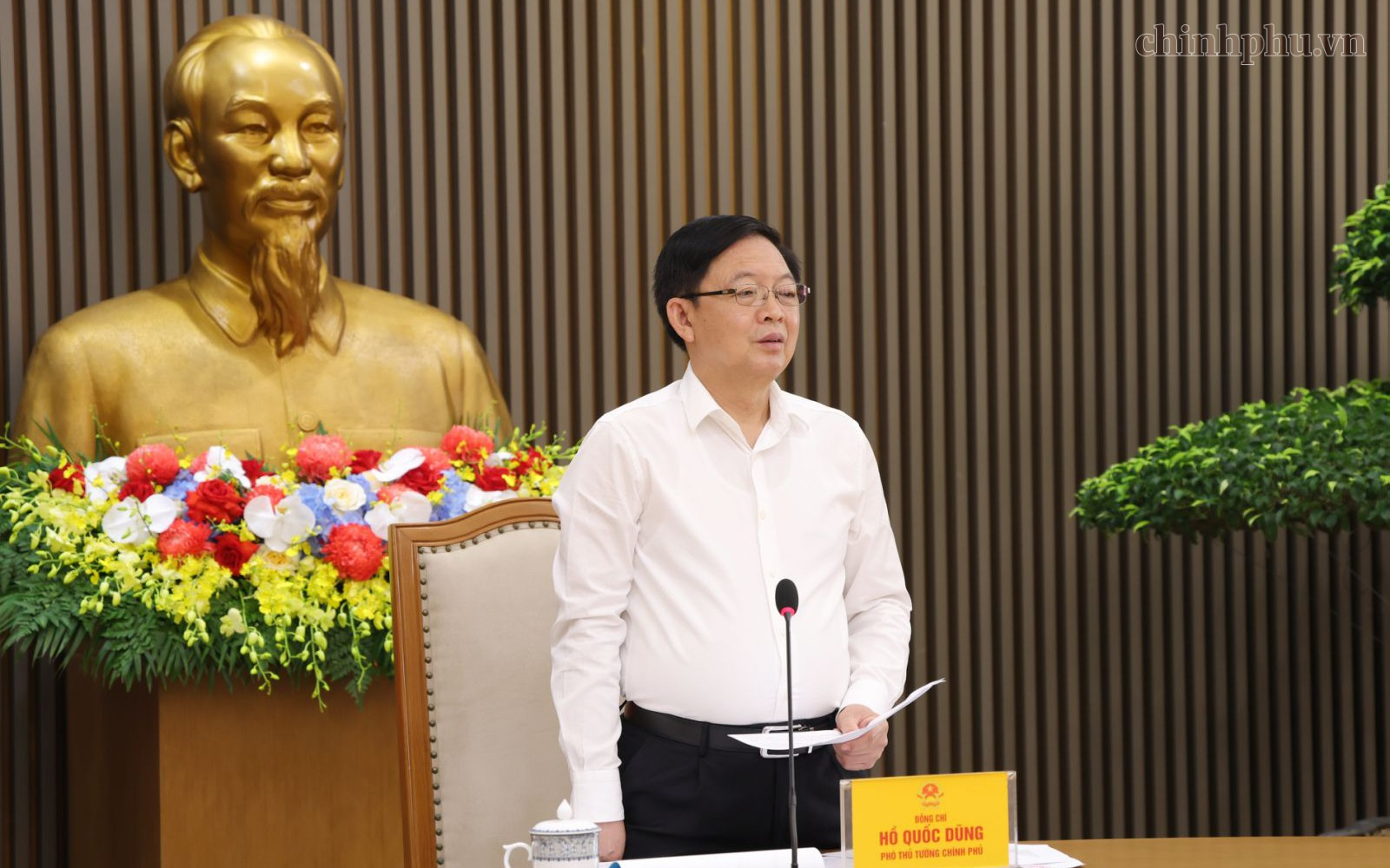 Phó Thủ tướng Hồ Quốc Dũng: Không né tránh, không đùn đẩy, tháo gỡ thực chất vướng mắc của doanh nghiệp