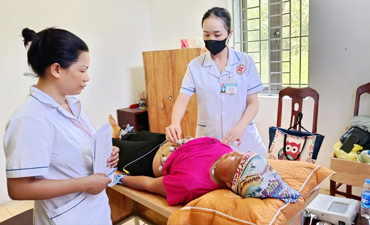 Nghị quyết 72: Đưa y tế về gần hơn với bản làng xa xôi- Ảnh 10.