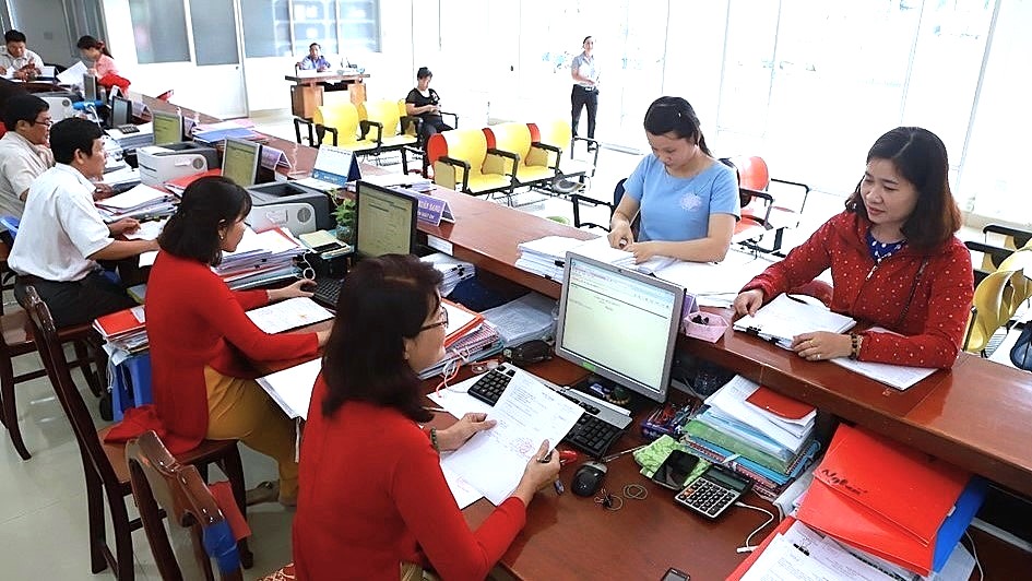 Cắt hàng loạt giấy tờ trong thanh toán, chi trả ngân sách nhà nước- Ảnh 1.