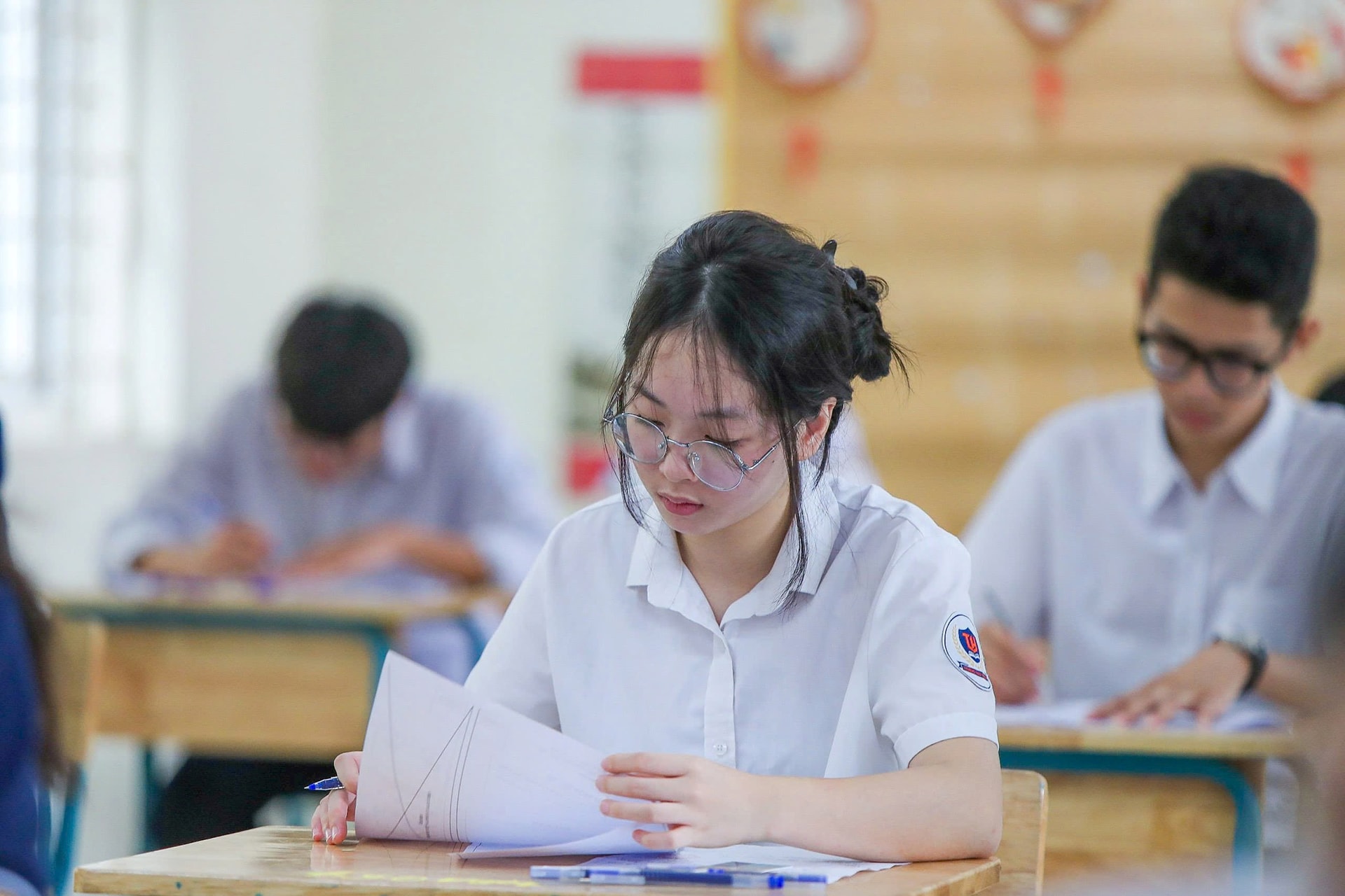 Lấy ý kiến về phương án thi vào lớp 10 gồm 2 môn Toán và Văn- Ảnh 1.