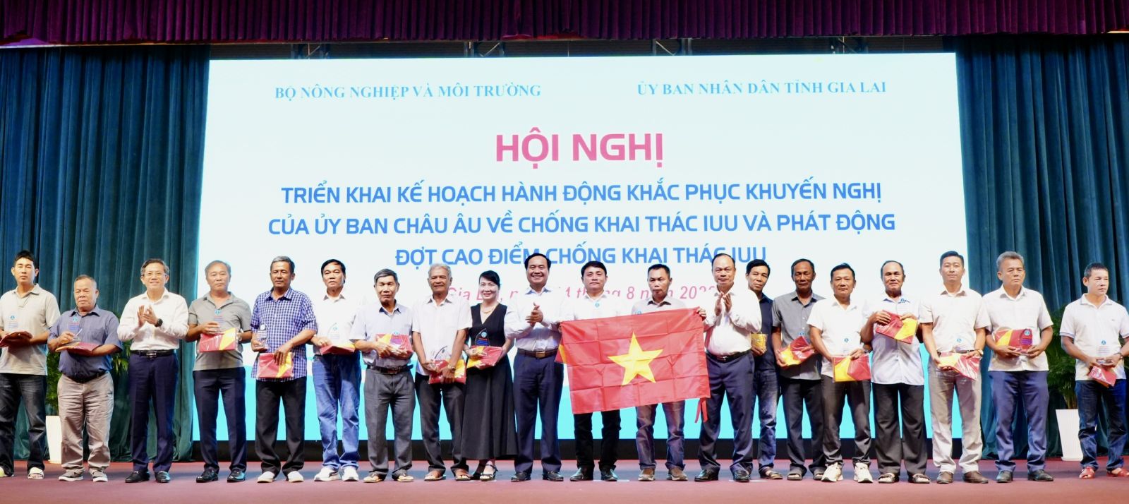 Triển khai tháng cao điểm chống khai thác IUU, quyết tâm gỡ 'Thẻ vàng' trong năm 2026- Ảnh 1.