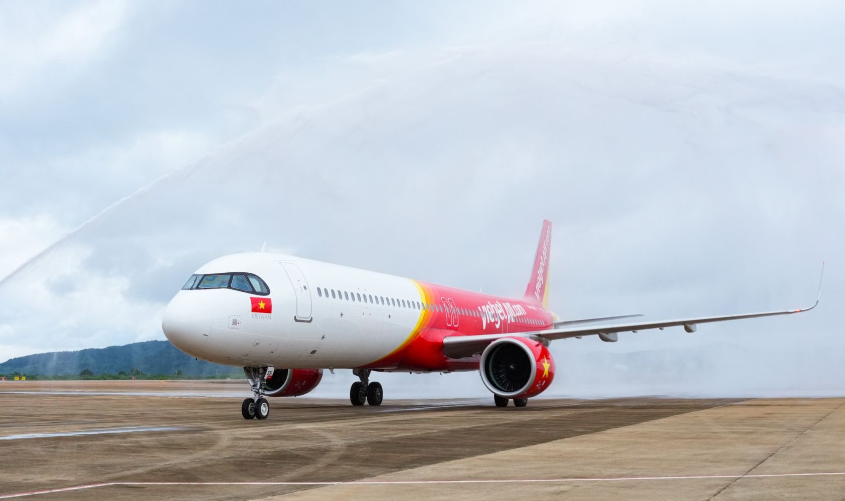 Vietjet nối lại 5 đường bay đến Đà Lạt- Ảnh 1.