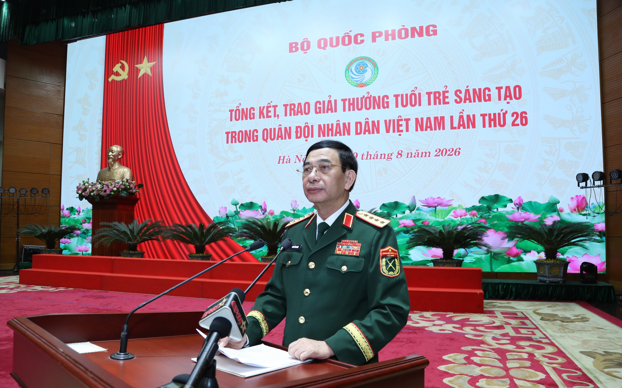 Khơi dậy tiềm năng nghiên cứu sáng tạo của thanh niên Quân đội