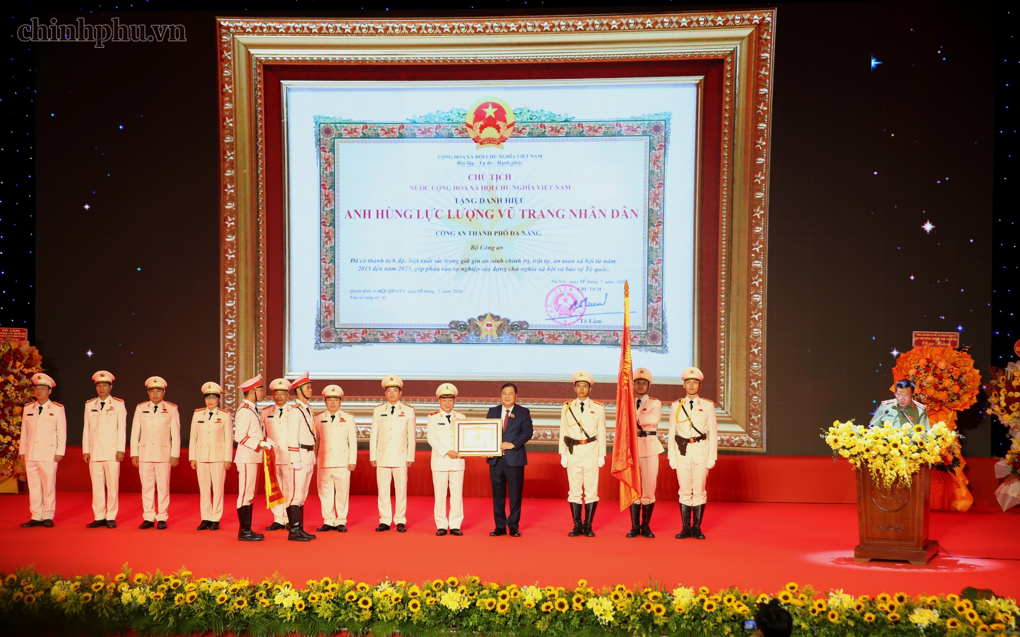 Công an thành phố Đà Nẵng đón nhận danh hiệu 'Anh hùng Lực lượng vũ trang nhân dân'