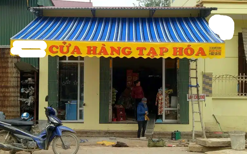 In quảng cáo trên mái hiên di động có cần làm thủ tục thông báo?