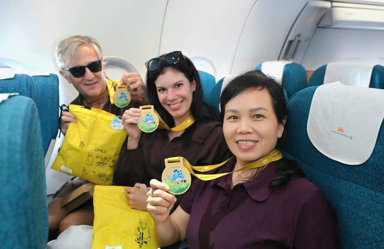 'Bay nhẹ tới Huế', thêm một hành trình xanh cùng Vietnam Airlines- Ảnh 3.