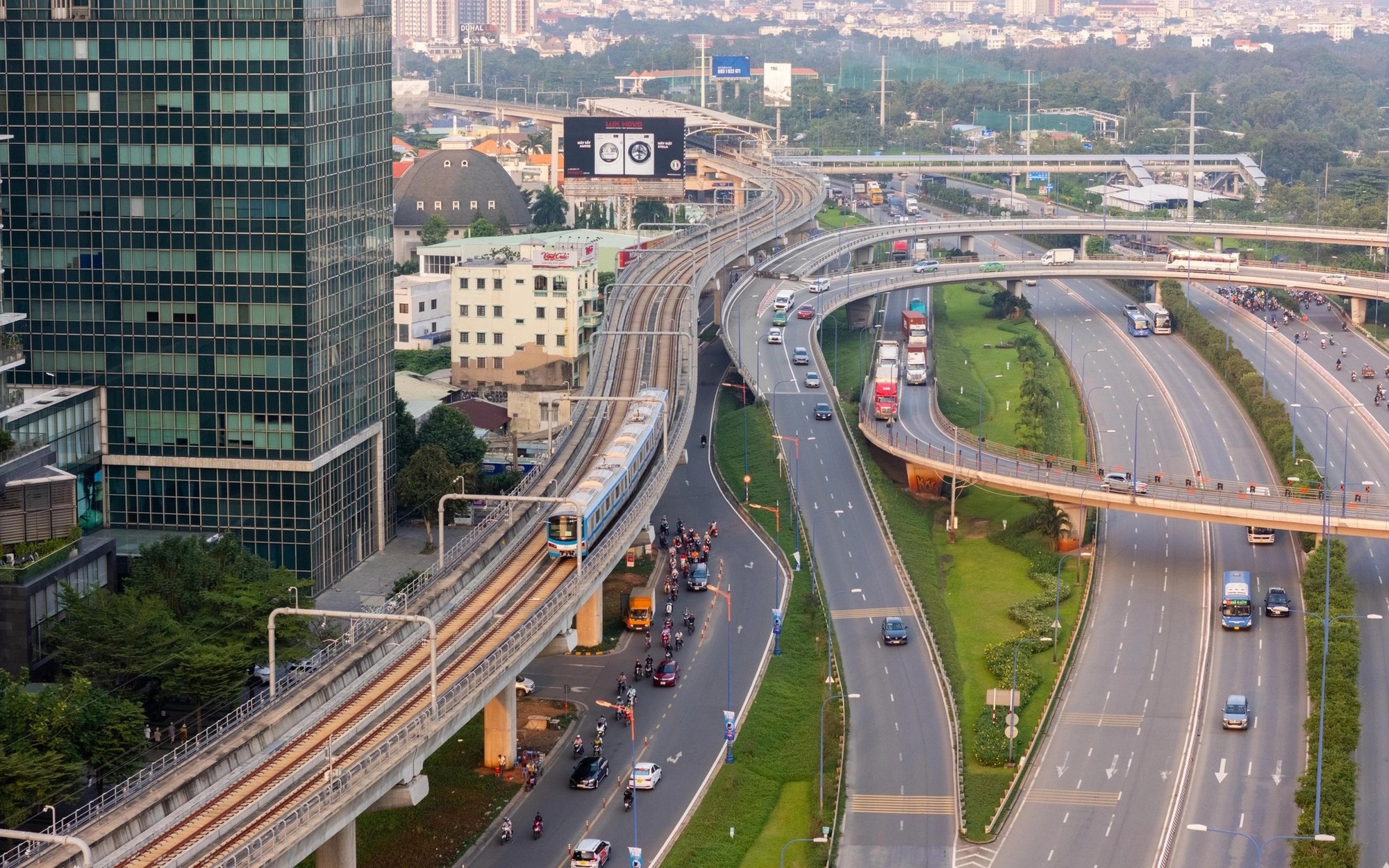 Xây dựng công trình cấp bách tuyến Metro Bến Thành – Suối Tiên kéo dài đến sân bay Long Thành