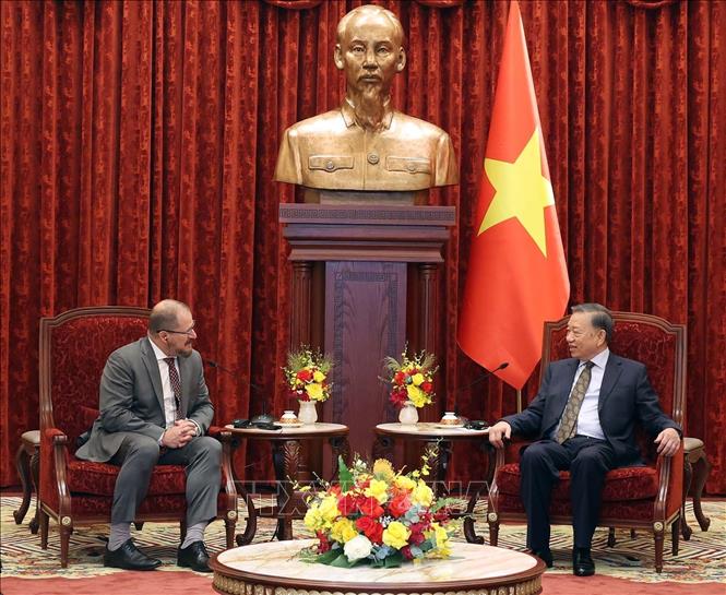 Tổng Bí thư, Chủ tịch nước Tô Lâm tiếp Chủ tịch kiêm Tổng Giám đốc Điều hành Tập đoàn Qualcomm- Ảnh 2.