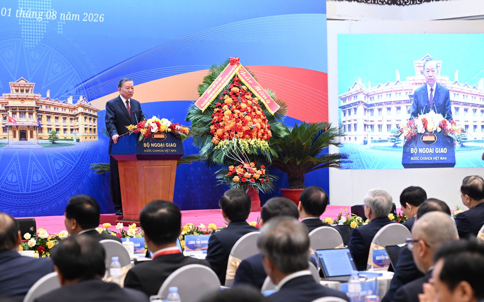 Nỗ lực để biến cơ hội bên ngoài trở thành nguồn lực phát triển