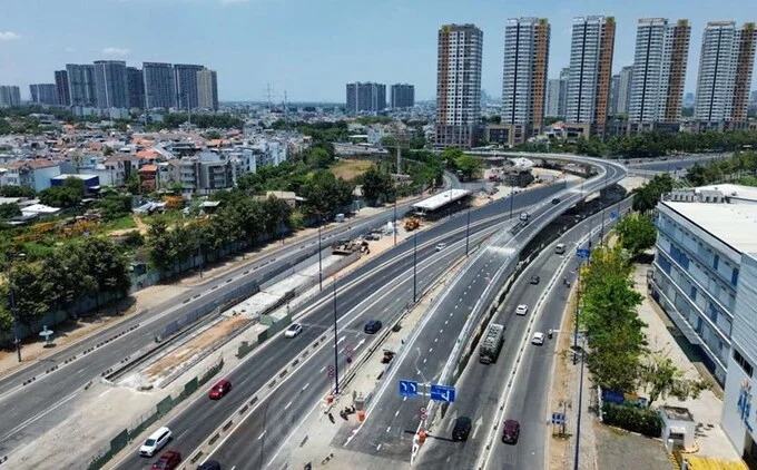 Giải ngân vốn đầu tư công 7 tháng năm 2026: Nhiều bộ ngành, địa phương đạt thấp- Ảnh 1.