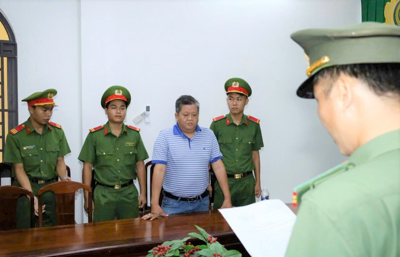 Khởi tố đối tượng ở Cần Thơ xuyên tạc, thông tin sai sự thật, 'nổ' có 10 tỷ Euro- Ảnh 1.