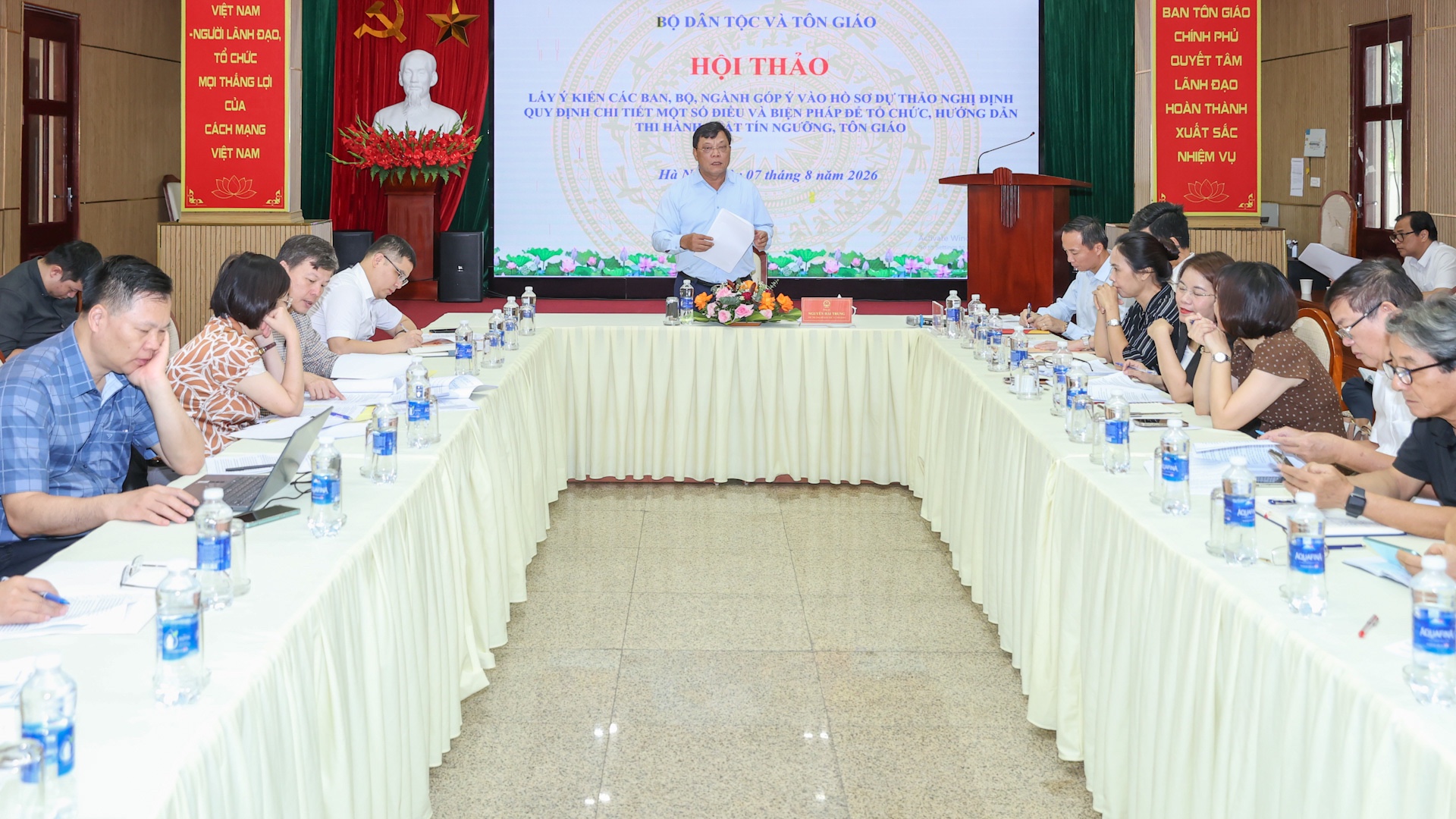 Sức ép tiến độ và yêu cầu chất lượng cho Nghị định hướng dẫn Luật Tín ngưỡng, tôn giáo- Ảnh 1.
