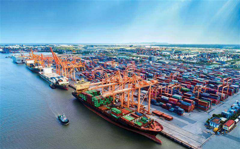 Xây dựng và phát triển Việt Nam trở thành quốc gia biển mạnh