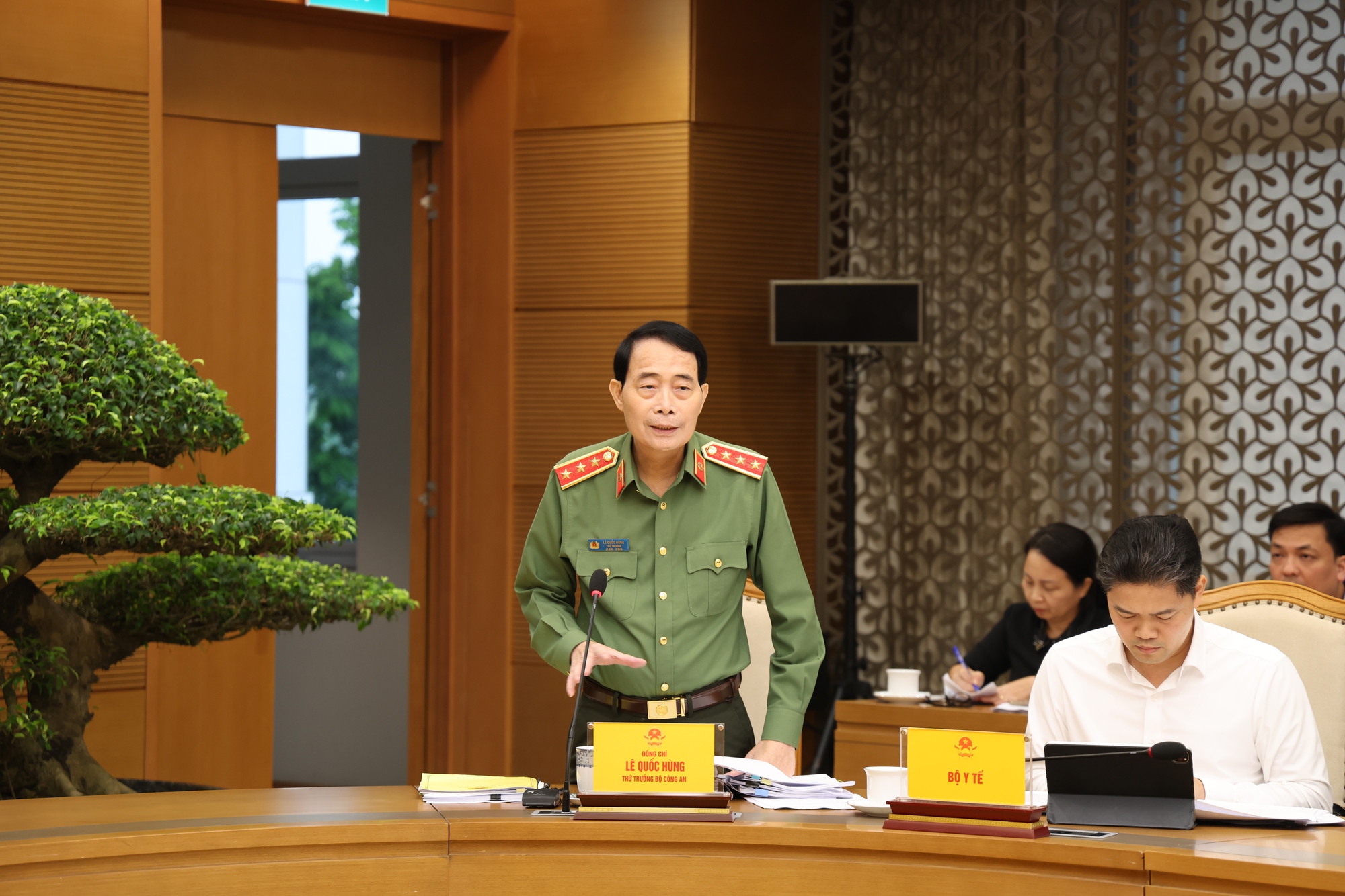 Phó Thủ tướng Phạm Thị Thanh Trà: Tháo gỡ điểm nghẽn, đẩy nhanh giám định ADN hài cốt liệt sĩ- Ảnh 4.