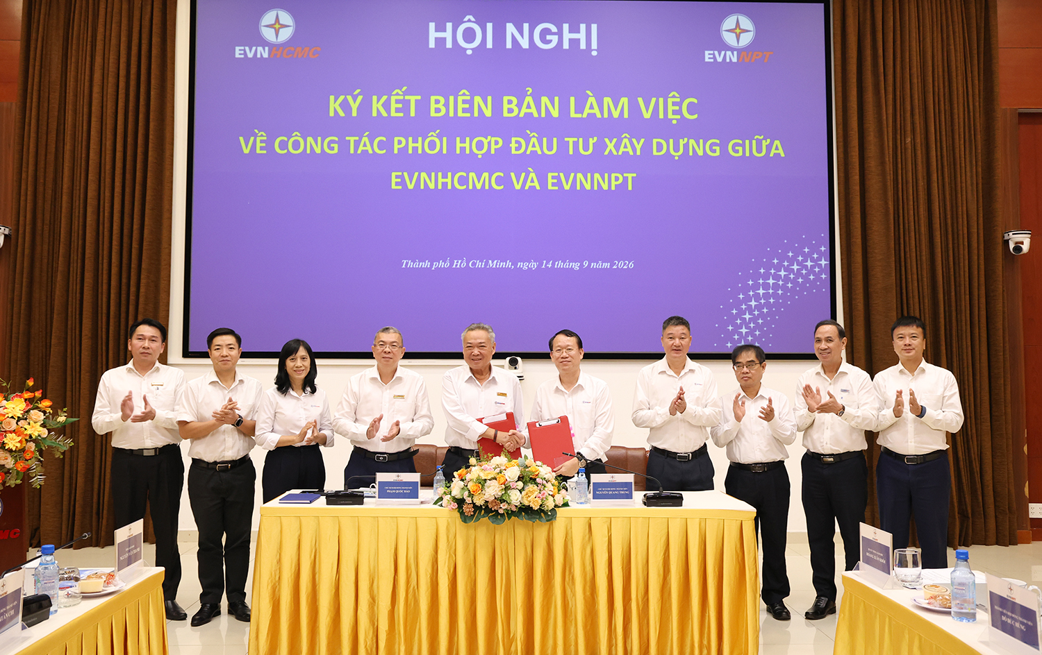EVNNPT và EVNHCMC đồng bộ đầu tư, bảo đảm điện cho TPHCM giai đoạn 2026-2030- Ảnh 2.