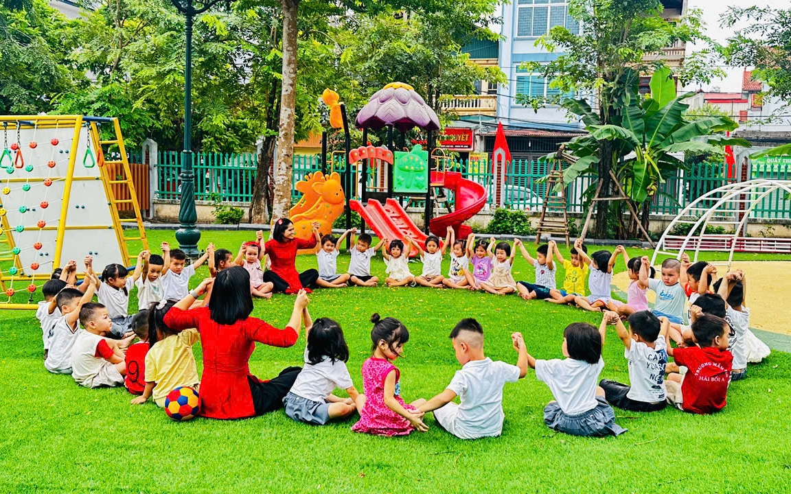 Độ tuổi hưởng chính sách phổ cập giáo dục mầm non