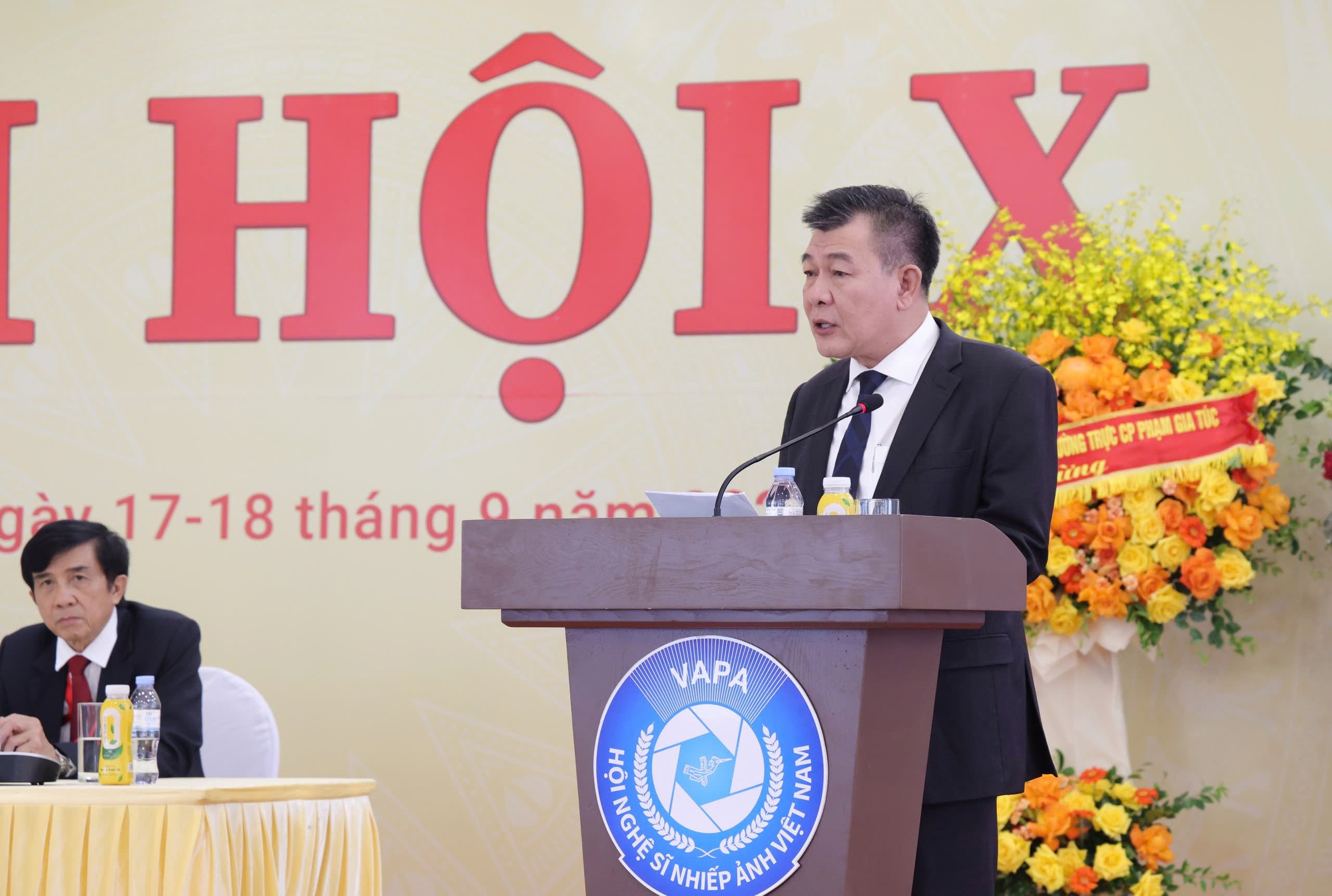 Nhiếp ảnh Việt Nam giữ vững bản sắc, đổi mới sáng tạo, chủ động hội nhập- Ảnh 3.