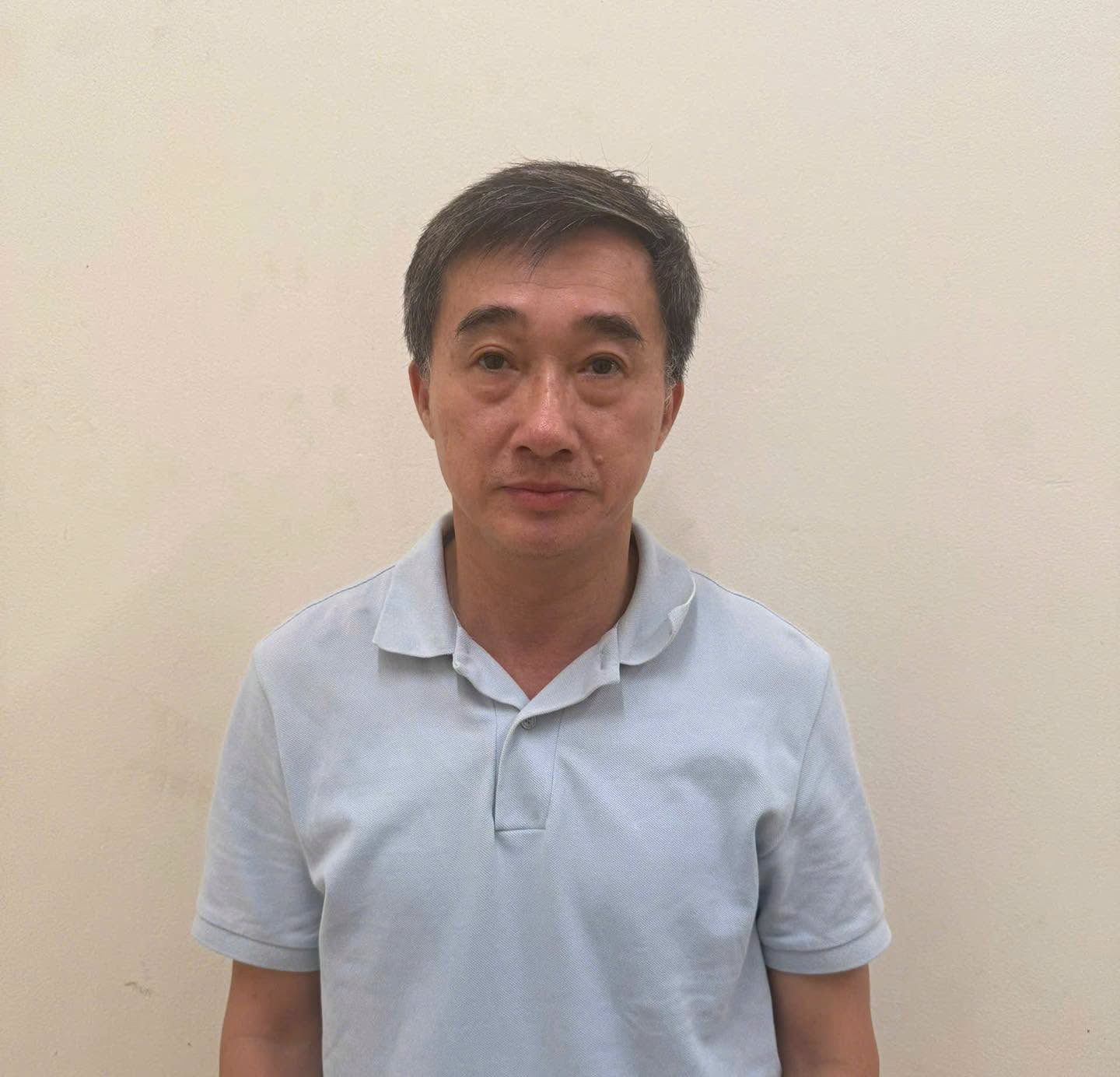 Khởi tố Thứ trưởng Bộ Y tế Trần Văn Thuấn về tội nhận hối lộ- Ảnh 1.