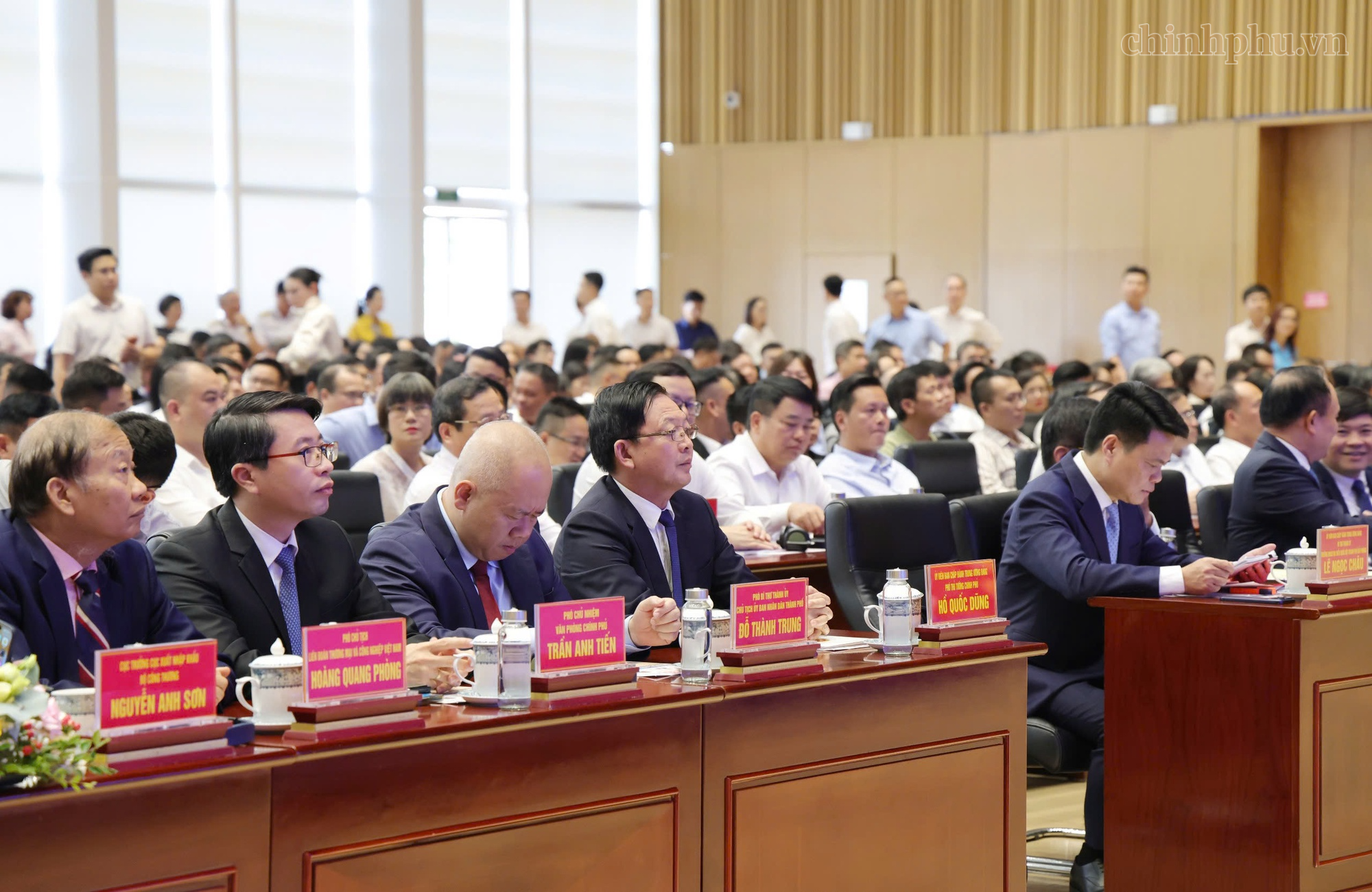 Phó Thủ tướng Hồ Quốc Dũng: Kiến tạo không gian phát triển mới cho logistics Vùng đồng bằng sông Hồng- Ảnh 1.