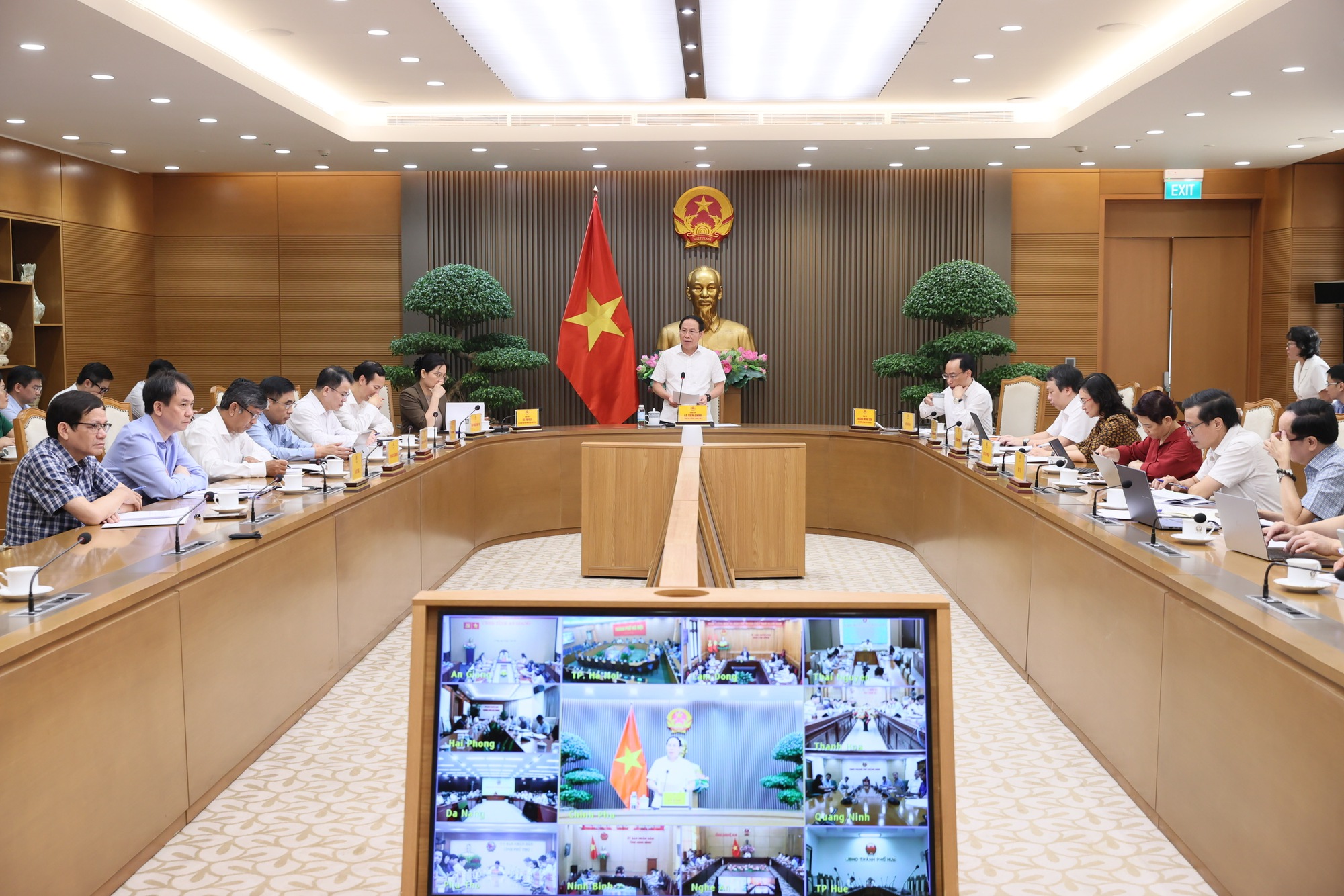Quyết tâm hoàn thành đúng tiến độ sắp xếp cơ sở giáo dục nghề nghiệp- Ảnh 2.