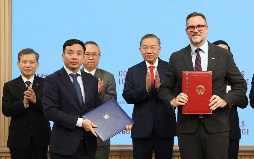 Tổng Bí thư, Chủ tịch nước Tô Lâm chứng kiến Lễ trao các văn kiện, thỏa thuận hợp tác với Liên Hợp Quốc