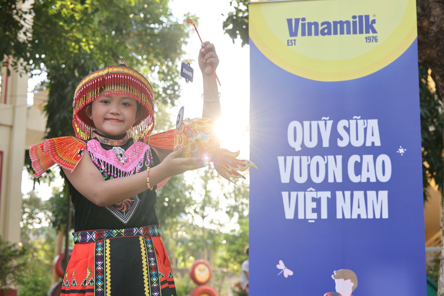 Gần 40.000 trẻ em vui đón Trung thu cùng Vinamilk- Ảnh 3.