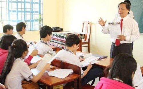 Thôi Tổng phụ trách Đội cấp tiểu học, có được chuyển thẳng làm giáo viên THCS?