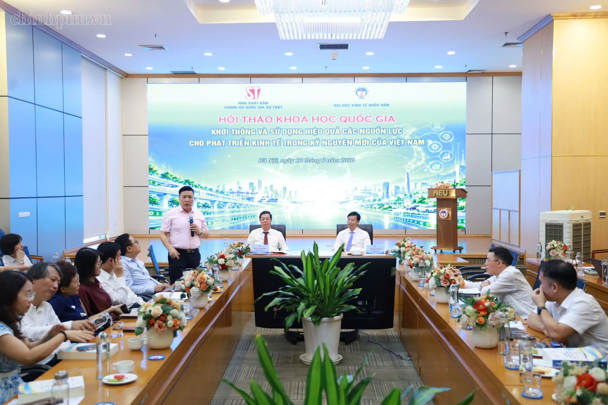 Khơi thông và sử dụng hiệu quả các nguồn lực cho phát triển kinh tế trong kỷ nguyên mới- Ảnh 1.