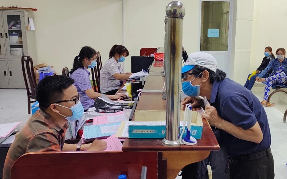 Mức khoán phụ cấp của cán bộ ấp, khóm, khu phố đã gồm tiền BHXH