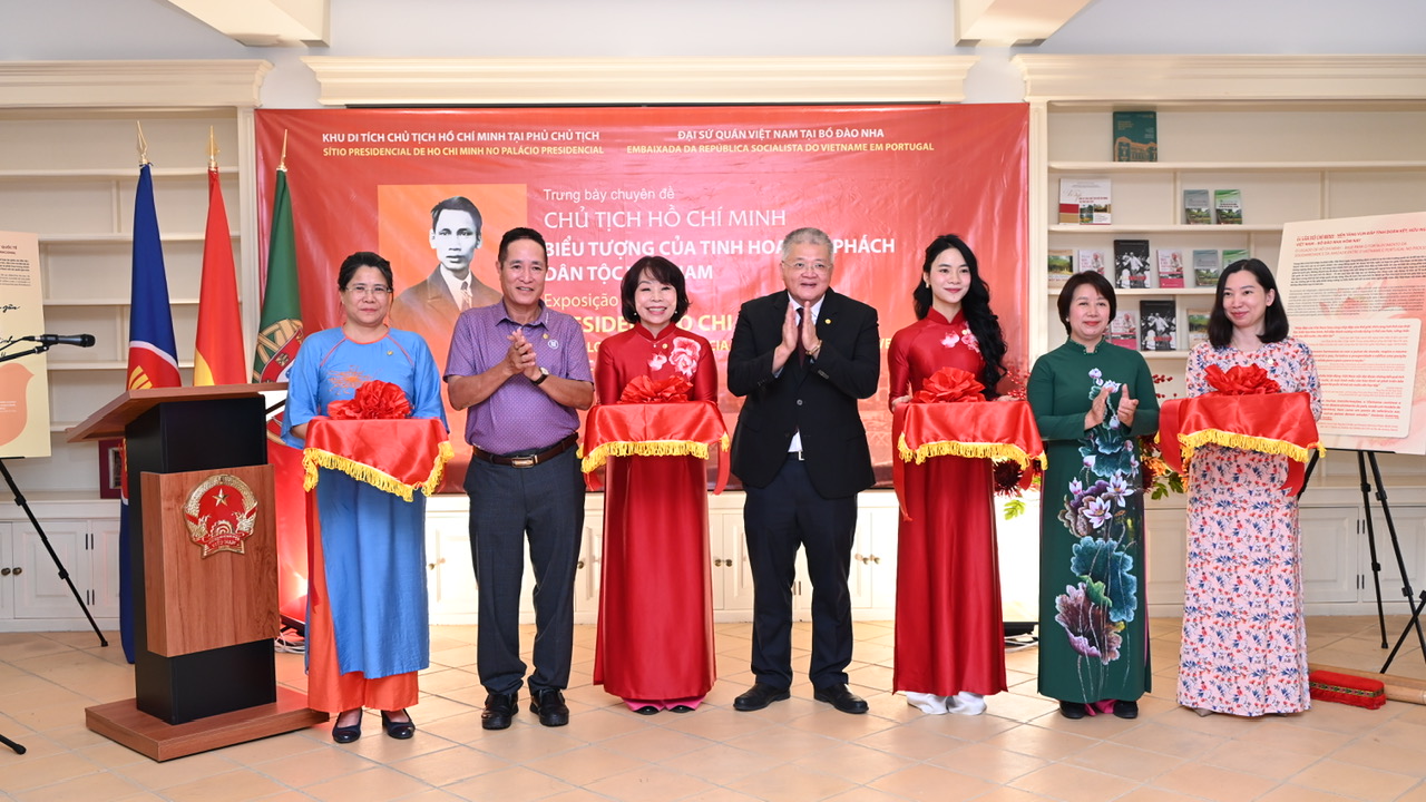 Lan tỏa giá trị di sản Hồ Chí Minh tại Bồ Đào Nha- Ảnh 1.