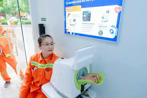 Long Châu tự hào là đối tác y tế duy nhất đồng hành với TPHCM triển khai 168 Trạm Công dân số- Ảnh 7.