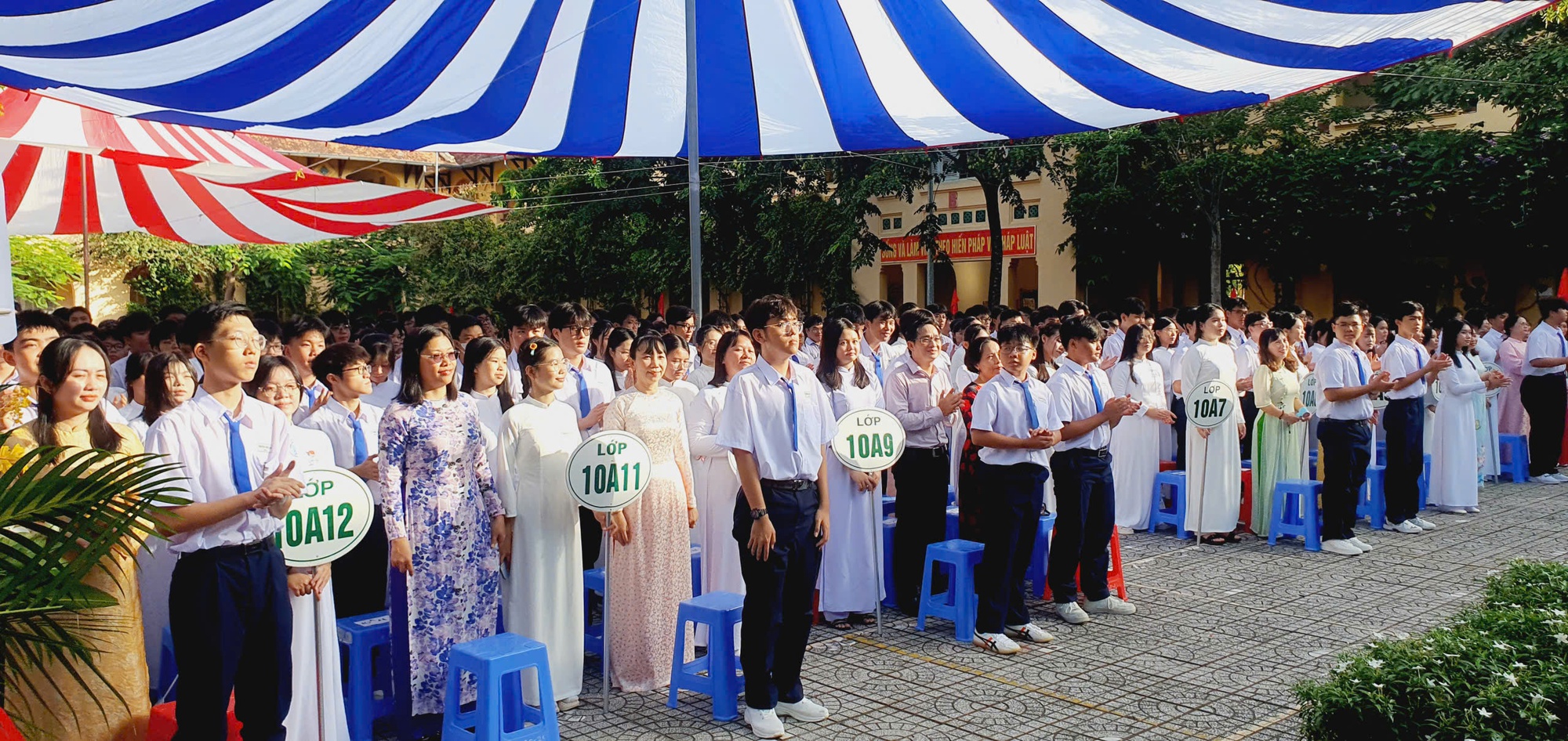 TỔNG THUẬT: Cả nước khai giảng năm học mới 2026-2027- Ảnh 31.
