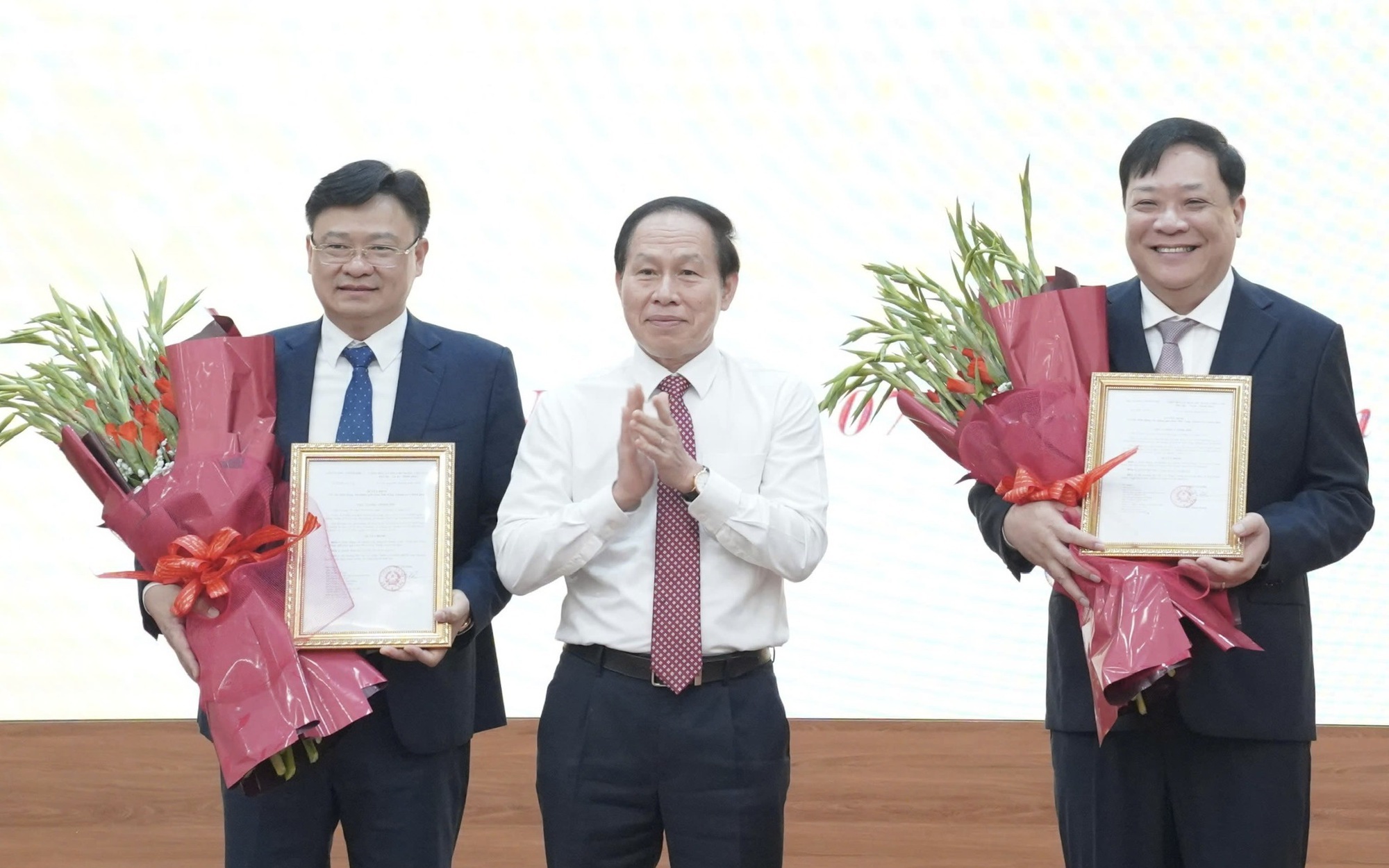 Phó Thủ tướng Lê Tiến Châu trao Quyết định bổ nhiệm 2 Phó Tổng Thanh tra Chính phủ