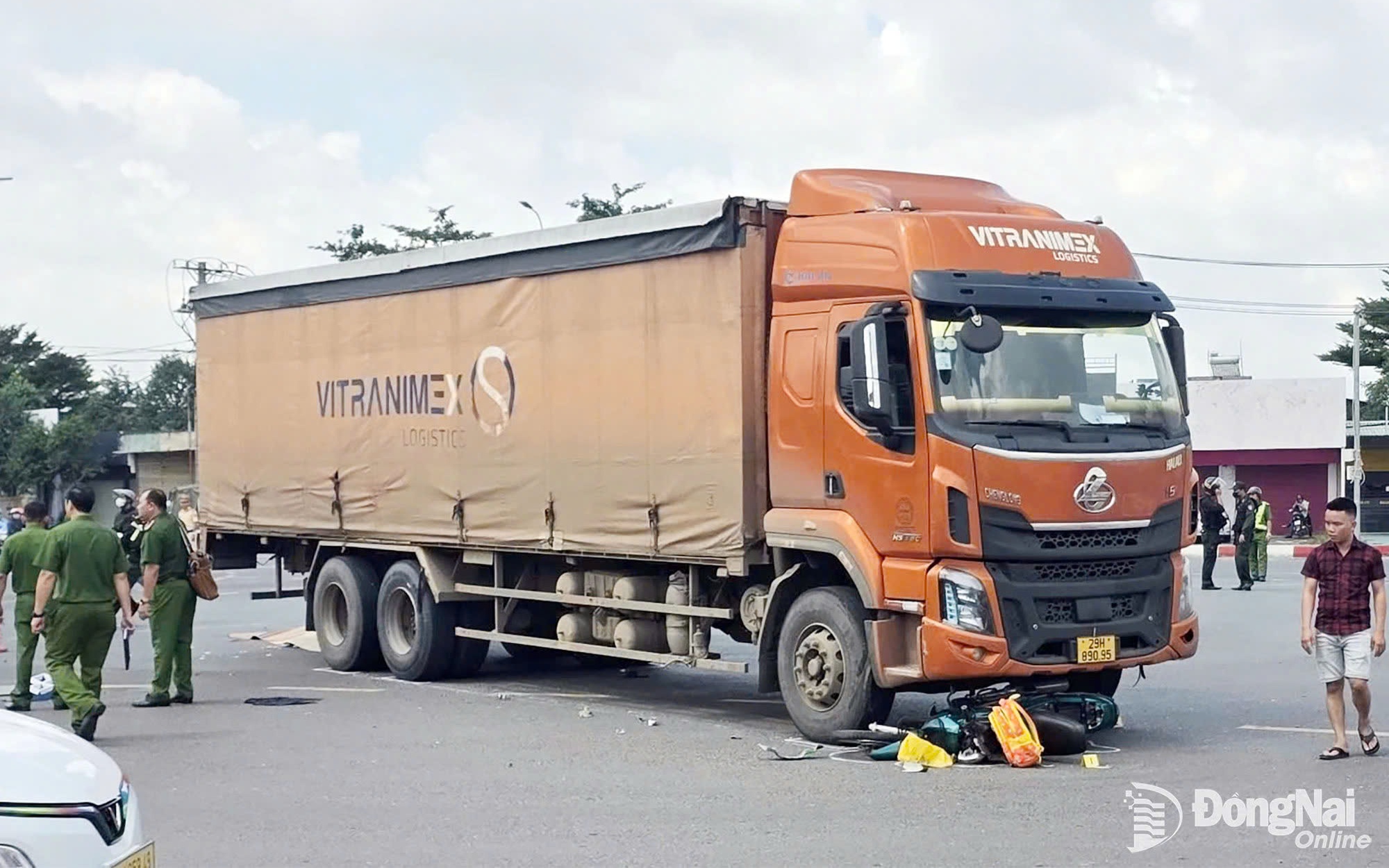 Khẩn trương khắc phục hậu quả vụ tai nạn giao thông đặc biệt nghiêm trọng tại TP Đồng Nai
