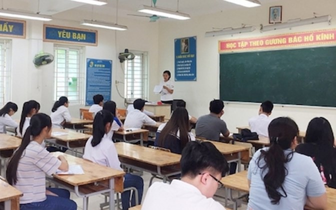 Hiệu trưởng, phó hiệu trưởng, bí thư đoàn có được dạy vượt định mức?