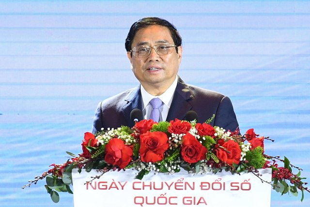 Prime Minister Pham Minh Chinh promotes the Government's message on national digital transformation - Ảnh 1.