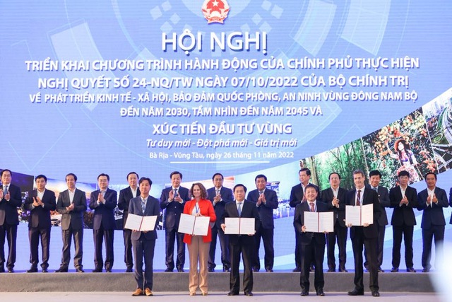 Prime Minister figures out development tasks for Southeast region  - Ảnh 3.
