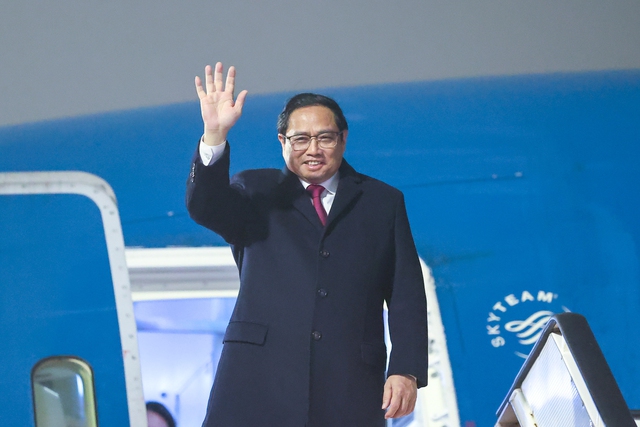 Prime Minister starts official visit to Netherlands - Ảnh 1.