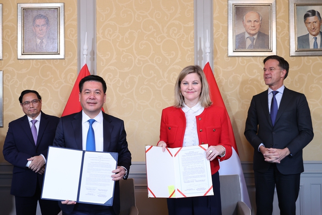 Viet Nam, Netherlands agree to deepen partnership on climate and agriculture - Ảnh 4.